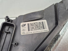 Laden Sie das Bild in den Galerie-Viewer, Frontscheinwerfer Ford Focus F1EB13W030-AB Links Scheinwerfer Headlight SCH3983272903bh