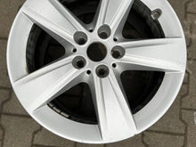 Load image into Gallery viewer, 1x Alufelge 17 Zoll 6855087 BMW 2 F45 F46 Rim Wheel FEL6790392551ij