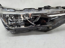 Laden Sie das Bild in den Galerie-Viewer, Frontscheinwerfer Toyota Corolla 81110-02L50-00 LED Rechts Headlight SCH1399355348eu