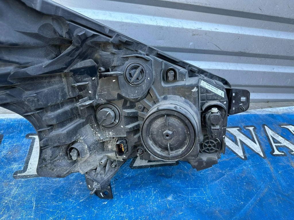Frontscheinwerfer Renault Trafic III 260608912R Links Scheinwerfer Headlight SCH4807001106hz