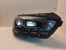 Laden Sie das Bild in den Galerie-Viewer, Frontscheinwerfer Mercedes-Benz Cla X118 C118 A1189061601 LED Rechts Headlight SCH5357781993jz