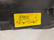 Laden Sie das Bild in den Galerie-Viewer, Frontscheinwerfer VW Touran 1T1941751 Xenon Links Scheinwerfer Headlight