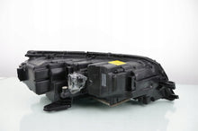Laden Sie das Bild in den Galerie-Viewer, Frontscheinwerfer Skoda Octavia III 5E1941015E LED Links Scheinwerfer Headlight SCH7177571448ek