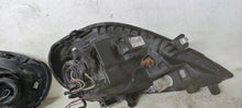 Laden Sie das Bild in den Galerie-Viewer, Frontscheinwerfer Renault 938598830 83859829 Halogen Ein Satz Headlight