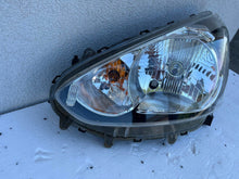 Laden Sie das Bild in den Galerie-Viewer, Frontscheinwerfer Mitsubishi Space W Star 8301C193 FALSE Scheinwerfer Headlight SCH7778883765vz