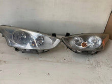Laden Sie das Bild in den Galerie-Viewer, Frontscheinwerfer Ford B-Max Bmax AV1113W029AE Ein Satz Scheinwerfer Headlight SCH9458636073un