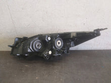 Laden Sie das Bild in den Galerie-Viewer, Frontscheinwerfer Mazda 3 BDG7-51040 BDG7-51030 Ein Stück (Rechts oder Links) SCH7385437260wz