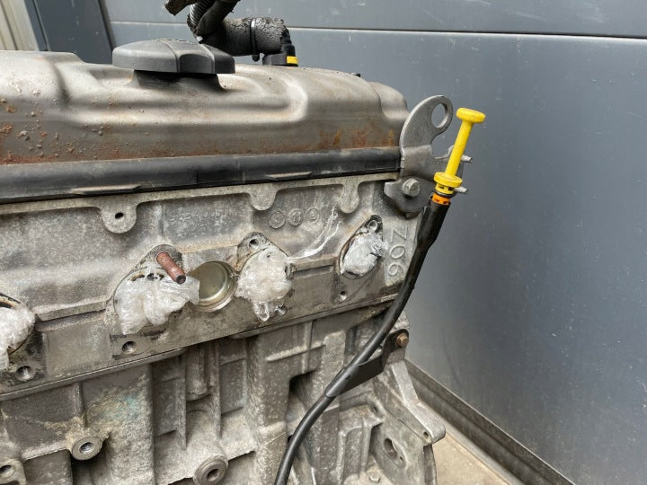 Motor Peugeot 207 1.4 73PS 54kW Benzin Engine Unkomplett MOT8784094589vb