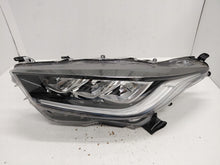 Load image into Gallery viewer, Frontscheinwerfer Toyota Yaris EUK0-8 Links Scheinwerfer Headlight SCH2566228963ma