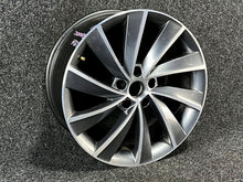Laden Sie das Bild in den Galerie-Viewer, 1x Alufelge 18 Zoll 3V0601025L Skoda Superb Iii Rim Wheel FEL6375010175ub