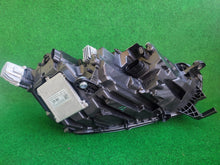 Load image into Gallery viewer, Frontscheinwerfer Skoda Octavia IV 5E4941015A Links Scheinwerfer Headlight SCH1701950244yd