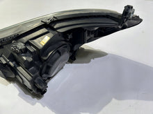 Laden Sie das Bild in den Galerie-Viewer, Frontscheinwerfer Maserati I 215799 Rechts Scheinwerfer Headlight SCH3097820274hm