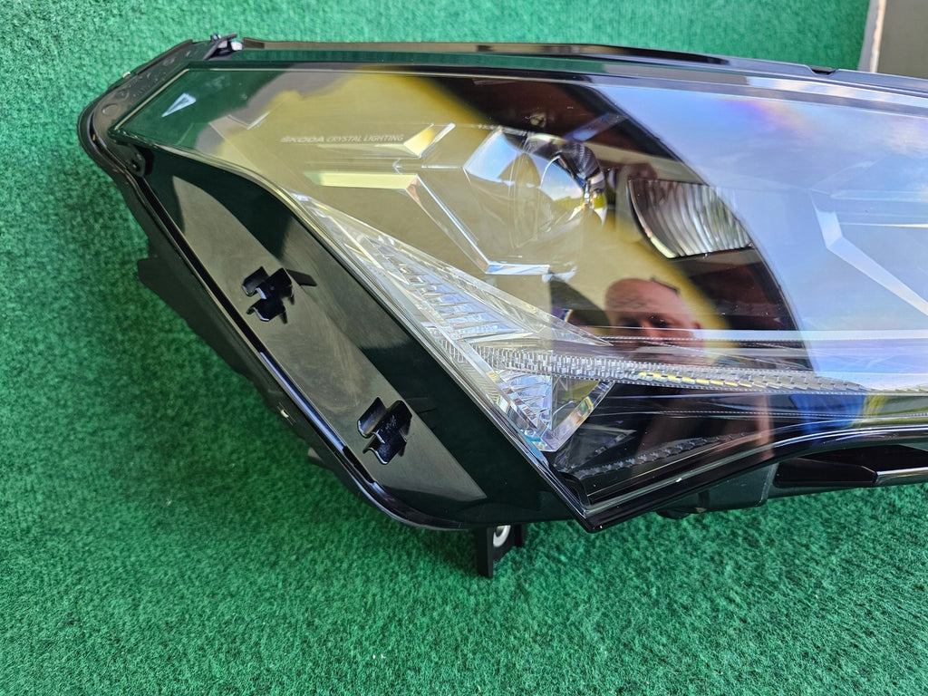 Frontscheinwerfer Skoda Enyaq IV 5LB941016H Rechts Scheinwerfer Headlight