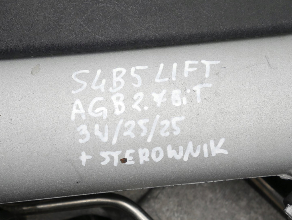 Motor Audi AGB 2.7 265PS 195kW Benzin Engine Komplett