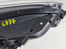 Laden Sie das Bild in den Galerie-Viewer, Frontscheinwerfer Kia Ceed 92101-J7XXX LED Links Scheinwerfer Headlight