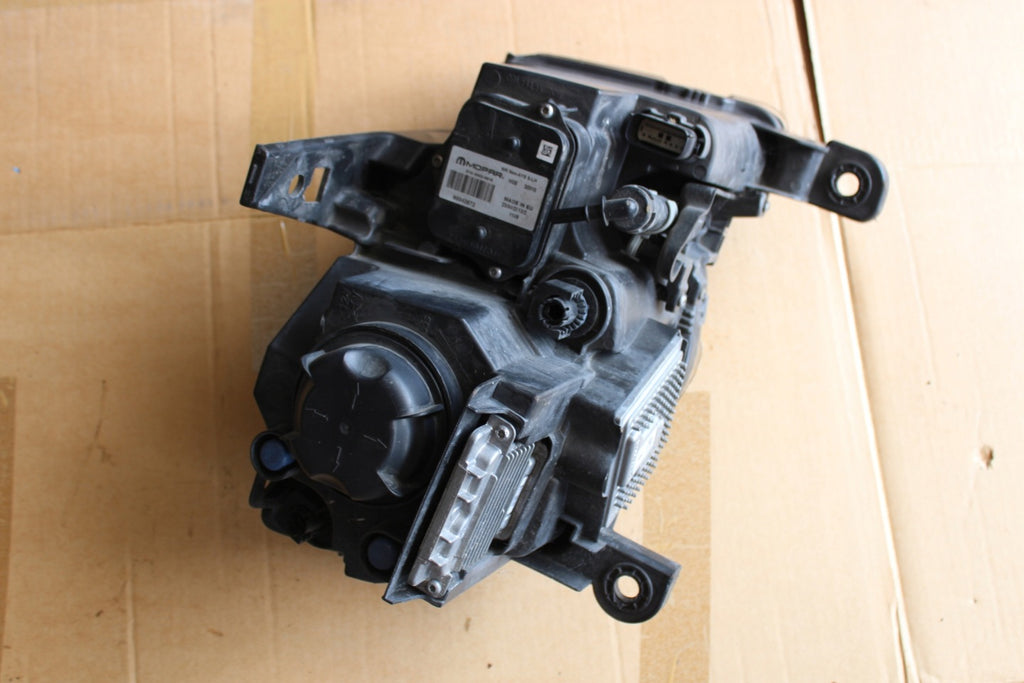 Frontscheinwerfer Jeep Grand Cherokee Wk2 68144709AC Links Headlight SCH5947874275ht