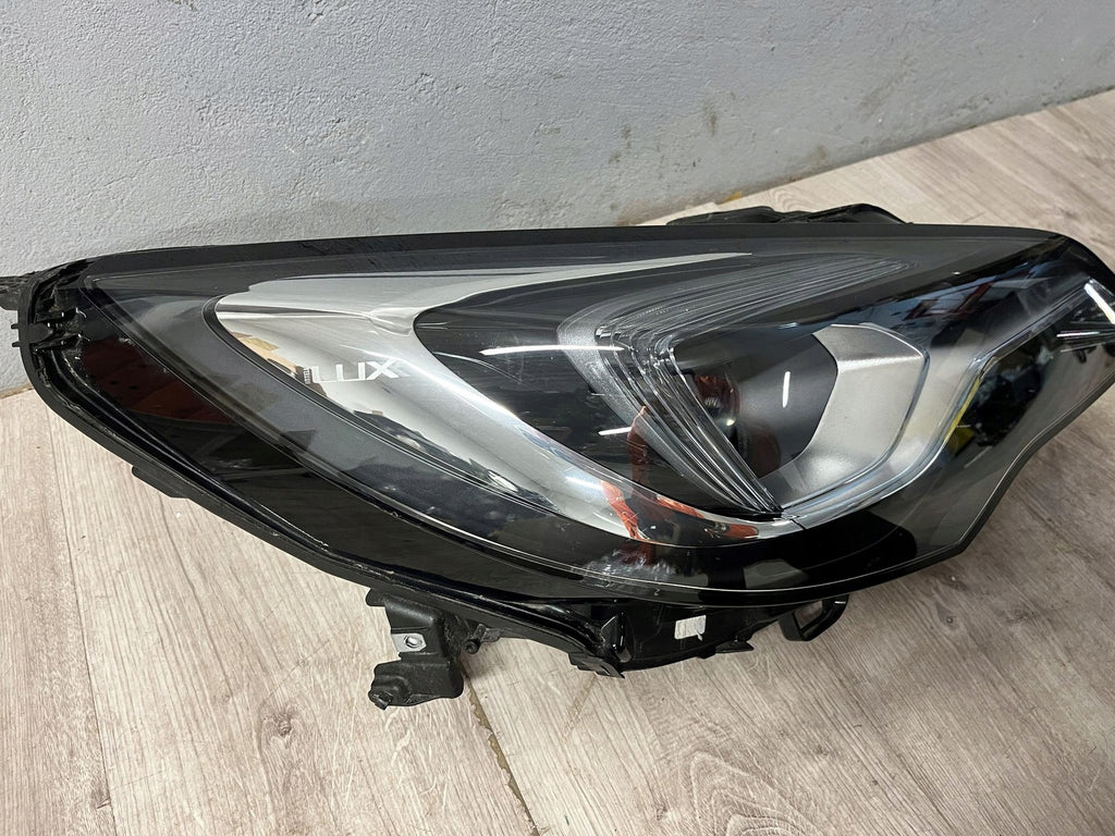 Frontscheinwerfer Opel Astra K 39055745 39055746 Ein Stück (Rechts oder Links)