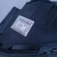 Laden Sie das Bild in den Galerie-Viewer, Frontscheinwerfer Mercedes-Benz W204 A2048204639 Xenon Rechts oder Links SCH5914215816pk