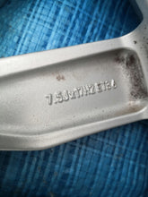 Laden Sie das Bild in den Galerie-Viewer, 1x Alufelge 17 Zoll 7.5" 5x100 36ET Glanz Silber 8X0601025AL Audi A1 Rim Wheel FEL9329962662lh