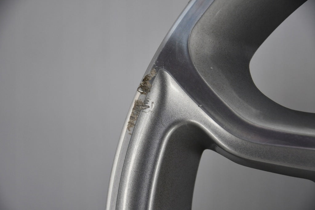 1x Alufelge 15 Zoll 5.5" 4x100 52ET Glanz Silber 529101Y200 Kia Picanto FEL3993710482tg