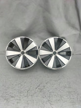 Laden Sie das Bild in den Galerie-Viewer, 1x Alufelge 18 Zoll 5x112 5C0601025AK VW New Beetle Rim Wheel FEL5523184088og