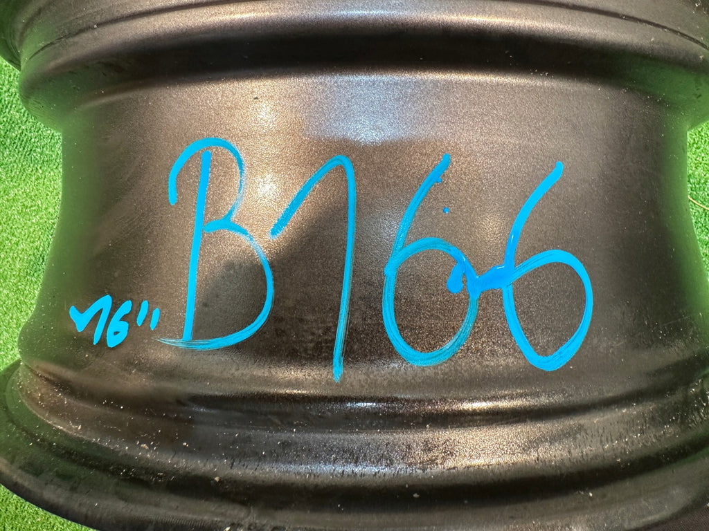 1x Alufelge 16 Zoll 6.5" 5x114.3 44ET 403005287R Renault Zoe Rim Wheel FEL3063008141rv