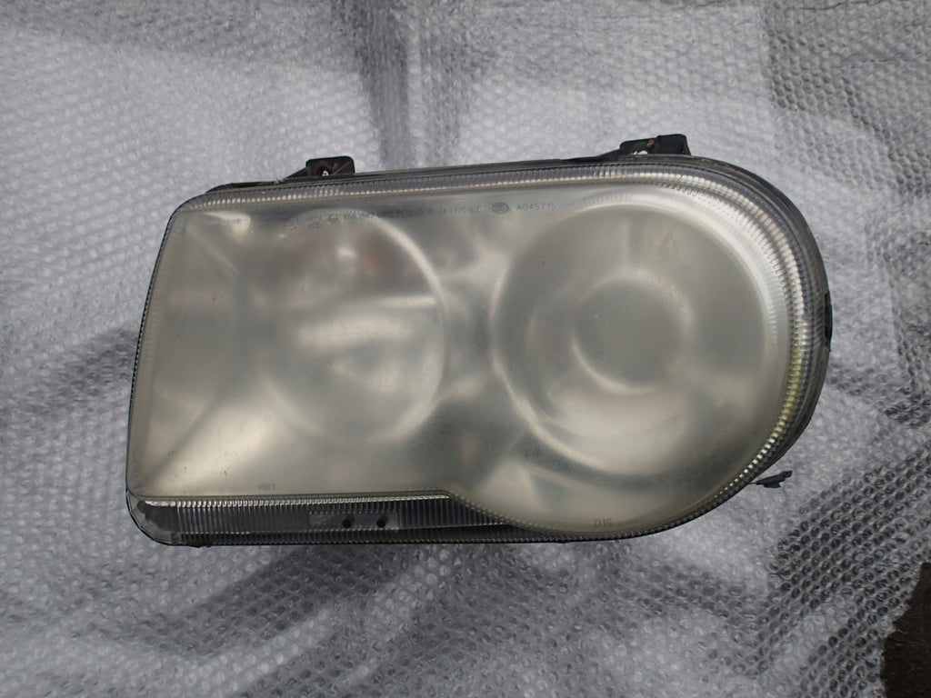 Frontscheinwerfer Chrysler 300c 04805761AK Links Scheinwerfer Headlight SCH8383840613bm