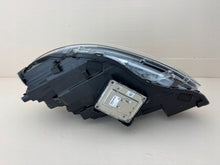 Laden Sie das Bild in den Galerie-Viewer, Frontscheinwerfer Ford Kuga LV4B-13E016-AP Rechts Scheinwerfer Headlight SCH2970307264mp