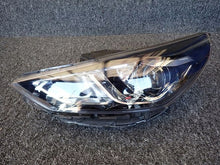 Laden Sie das Bild in den Galerie-Viewer, Frontscheinwerfer Hyundai I30 III 92101G4510 Links Scheinwerfer Headlight