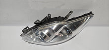 Laden Sie das Bild in den Galerie-Viewer, Frontscheinwerfer Toyota Auris 81150-02540 Links Scheinwerfer Headlight