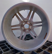 Load image into Gallery viewer, 1x Alufelge 18 Zoll A2074011402 Mercedes-Benz A207 W212 Rim Wheel FEL9943929422tw