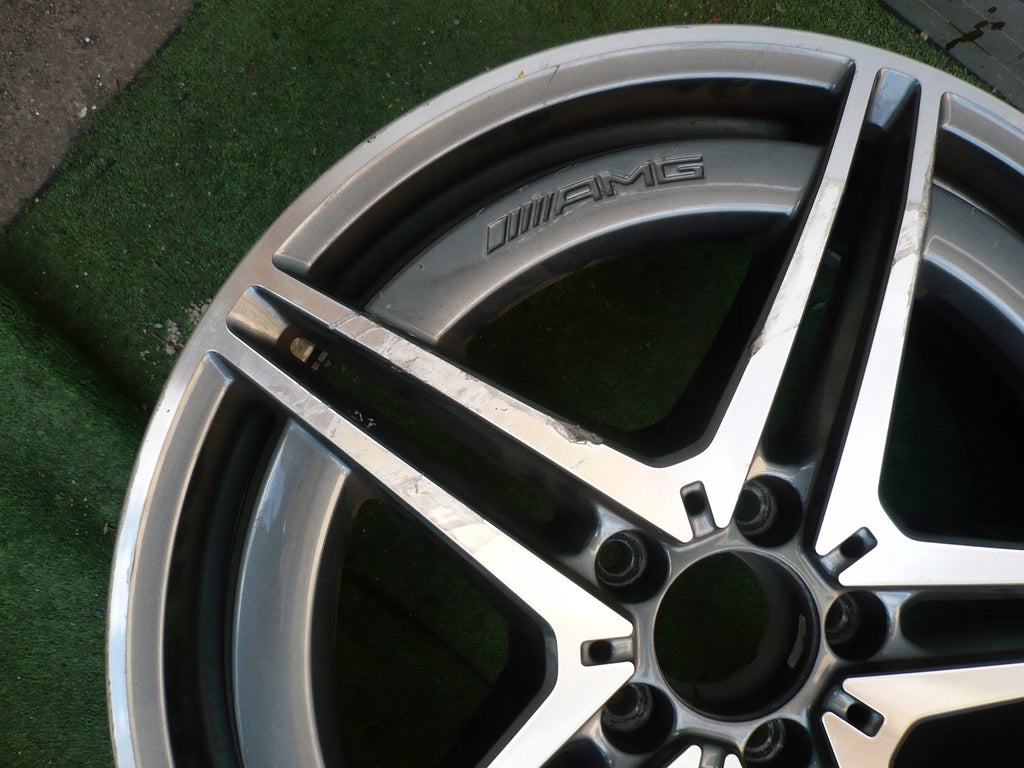 1x Alufelge 19 Zoll 8.0" 5x112 34ET Glanz A2934010700 Mercedes-Benz Amg