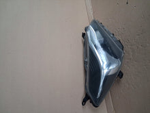 Laden Sie das Bild in den Galerie-Viewer, Frontscheinwerfer Toyota Yaris LED Rechts Scheinwerfer Headlight SCH6249183911nd