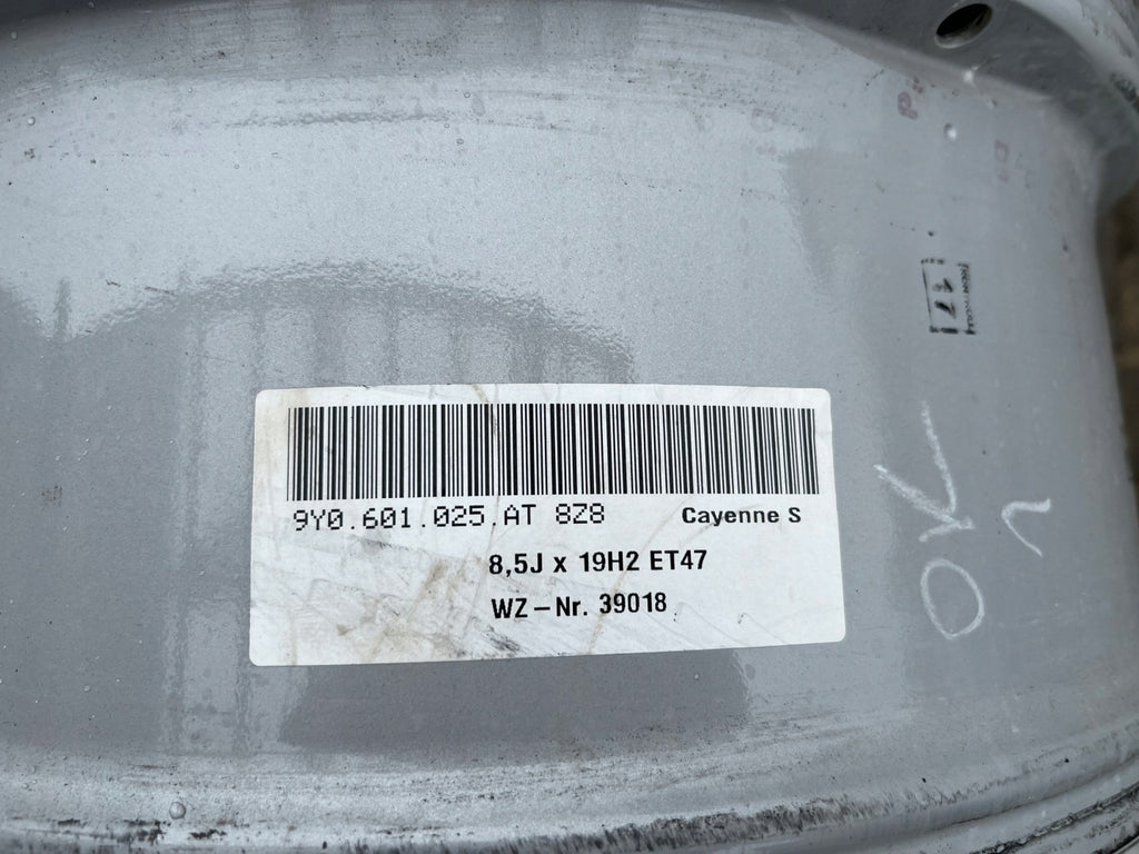1x Alufelge 19 Zoll 8.5" 5x130 47ET 9Y0601025AT Porsche Cayenne Rim Wheel FEL6054251761ab
