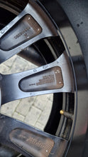 Laden Sie das Bild in den Galerie-Viewer, 1x Alufelge 16 Zoll 6.5" 5x114.3 44ET 403004651R Renault Rim Wheel FEL1682397840yp