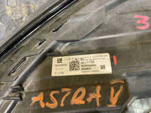 Laden Sie das Bild in den Galerie-Viewer, Frontscheinwerfer Opel Astra 39111150 FALSE Scheinwerfer Headlight SCH2586178970yo