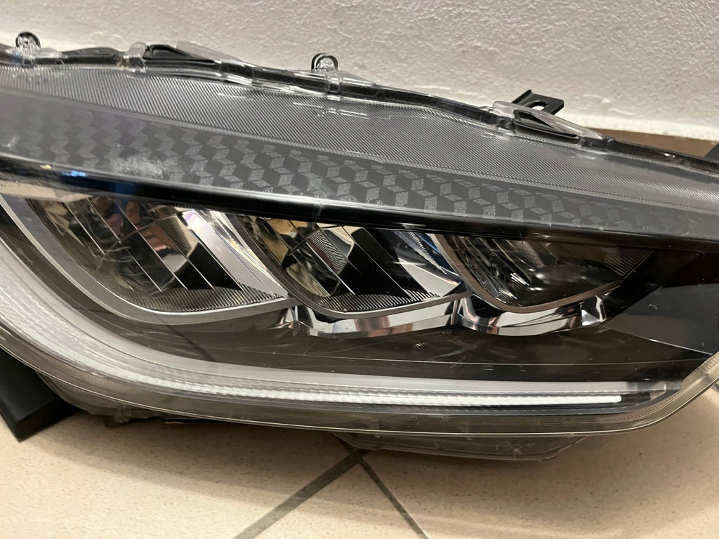 Frontscheinwerfer Toyota 4 Yaris Full LED Rechts Scheinwerfer Headlight SCH7261227775na