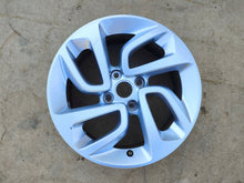 Laden Sie das Bild in den Galerie-Viewer, 1x Alufelge 16 Zoll 6.5" 4x108 20ET Glanz Silber 39007897 Opel Crossland FEL2901701492xd