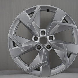 1x Alufelge 18 Zoll 7.5