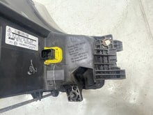 Laden Sie das Bild in den Galerie-Viewer, Frontscheinwerfer Mercedes-Benz A9608200639 Xenon Links Scheinwerfer Headlight SCH8067231953tc