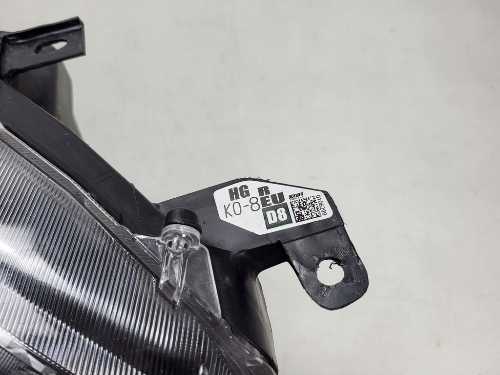 Frontscheinwerfer Toyota 4 Yaris 0106299 K0-8EU LED Rechts Headlight