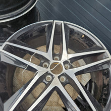 Laden Sie das Bild in den Galerie-Viewer, 1x Alufelge 18 Zoll 7.0" 5x100 51ET Glanz Schwarz 6F0601025E Seat I Ibiza FEL4894545096vw
