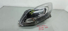 Laden Sie das Bild in den Galerie-Viewer, Frontscheinwerfer Opel Zafira C 13399859LH 030126320100 Links Headlight