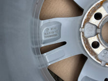 Load image into Gallery viewer, 1x Alufelge 15 Zoll 5.5" 5x100 Glanz 2G0601025N VW Polo Rim Wheel FEL8353480230py