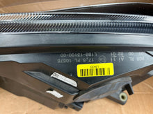 Laden Sie das Bild in den Galerie-Viewer, Frontscheinwerfer Ford Fiesta I L1BB-13100-CD Rechts Scheinwerfer Headlight SCH9936141952qt