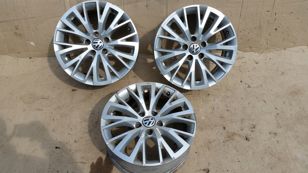 1x Alufelge 17 Zoll 7.0" 5x112 39ET Glanz Silber 7N0601025D VW Sharan Rim Wheel