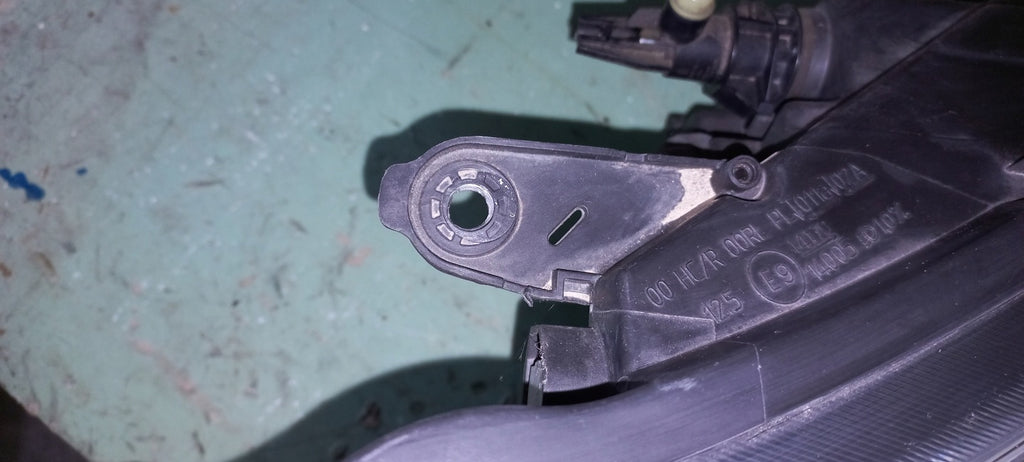 Frontscheinwerfer Dacia Dokker 260102414R Ein Stück (Rechts oder Links)