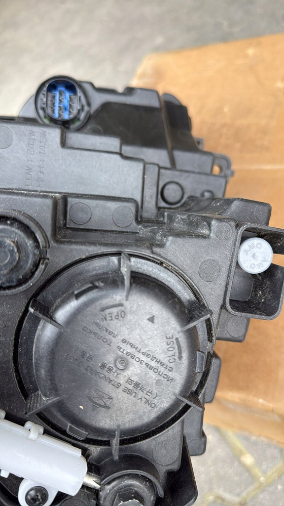 Frontscheinwerfer Hyundai Kona J9921-63050 Links Scheinwerfer Headlight SCH1480976988gw