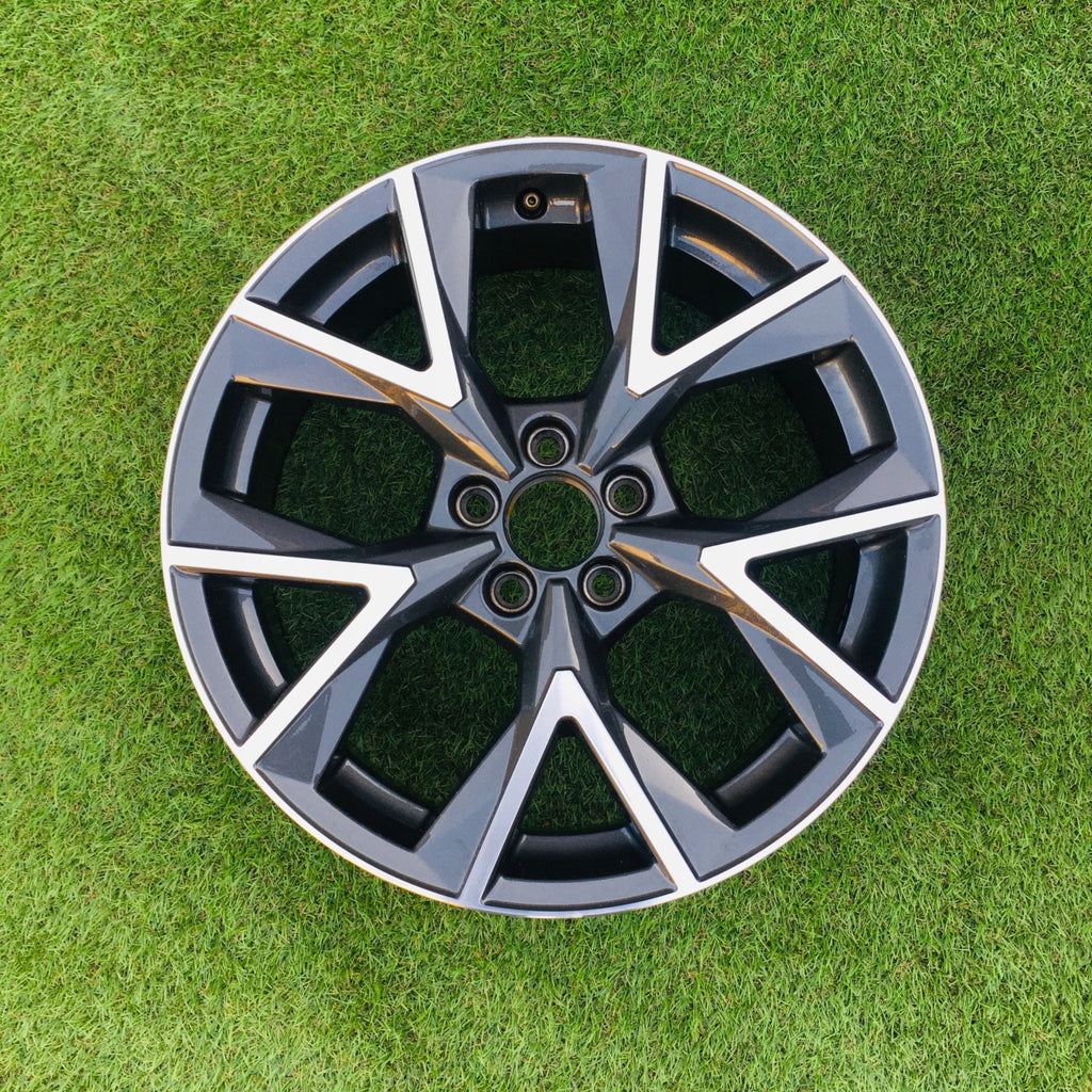 1x Alufelge 17 Zoll 7.0" 5x100 43ET Glanz Graphit 82A601025AA Audi A1 Mg FEL3186181632ra