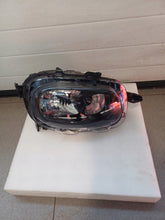 Laden Sie das Bild in den Galerie-Viewer, Frontscheinwerfer Citroën C3 III 9820059280 Rechts Scheinwerfer Headlight SCH7405157560lo